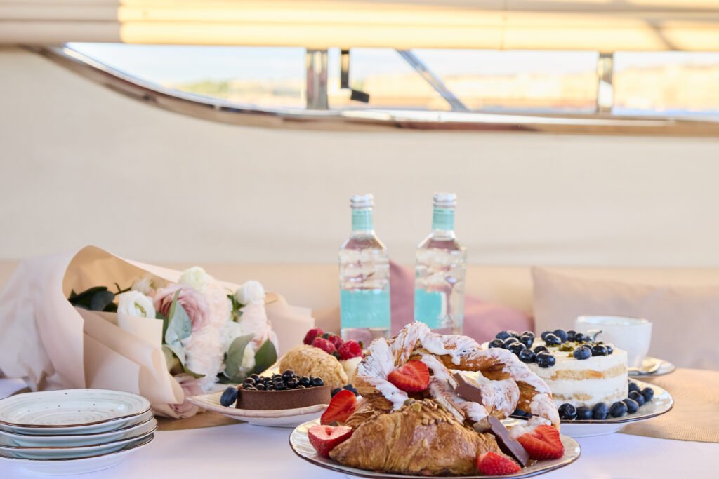 The All-Inclusive Crewed Charter Experience in the Bahamas or BVI
