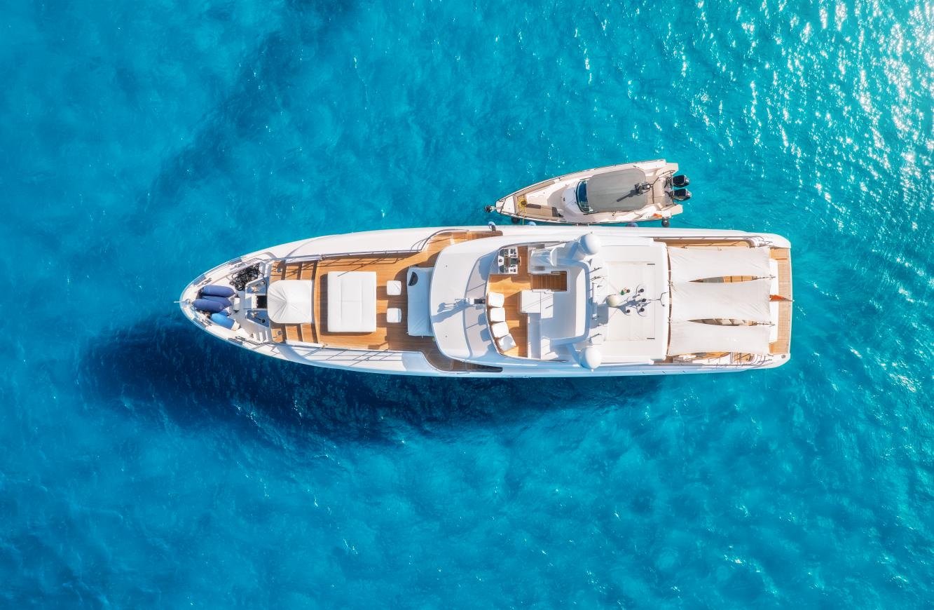 Choose Between a Crewed Catamaran or Crewed Yacht in Croatia